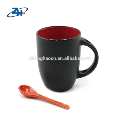 Hot sales strong and easy to use black ceramic coffee mug with spoon