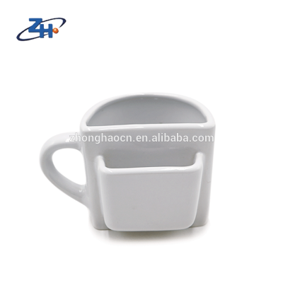 New arrival food grade porcelain ceramic water mugs with biscuit pocket