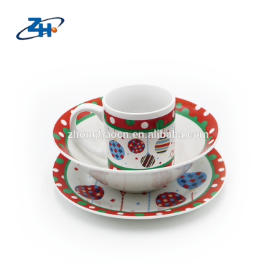 China supplier bright color Christmas porcelain dinner sets for home use